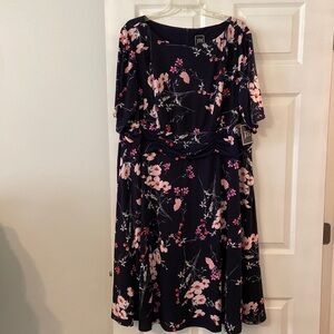 JH Dress size 20W brand new length 43” bust 44” navy blue with design